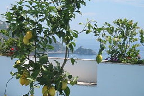 Holiday (Praiano)